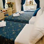 Hotel Marechiaro 2*