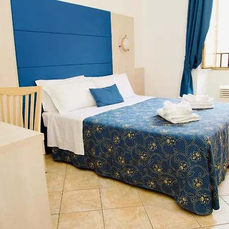 Отель Marechiaro