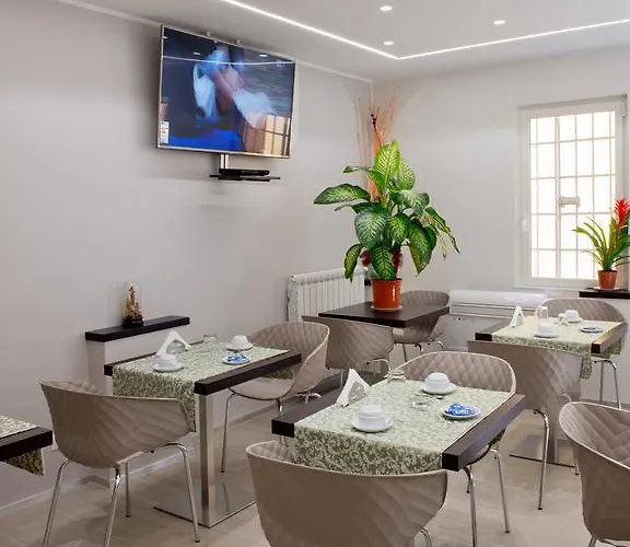 阿尔伯格玛瑞奇奥若酒店 2* 罗马