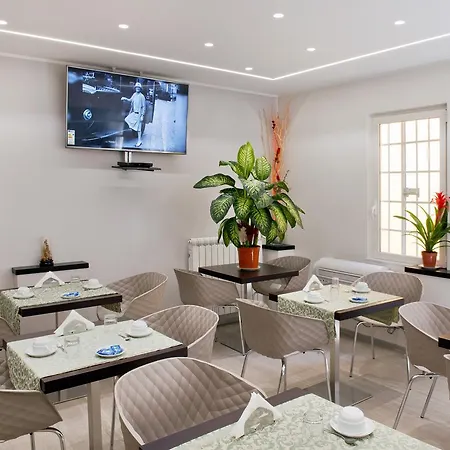 Hotel Marechiaro Rome