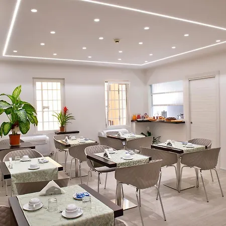 Marechiaro Hotel 2*