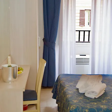 Marechiaro 2* Rome